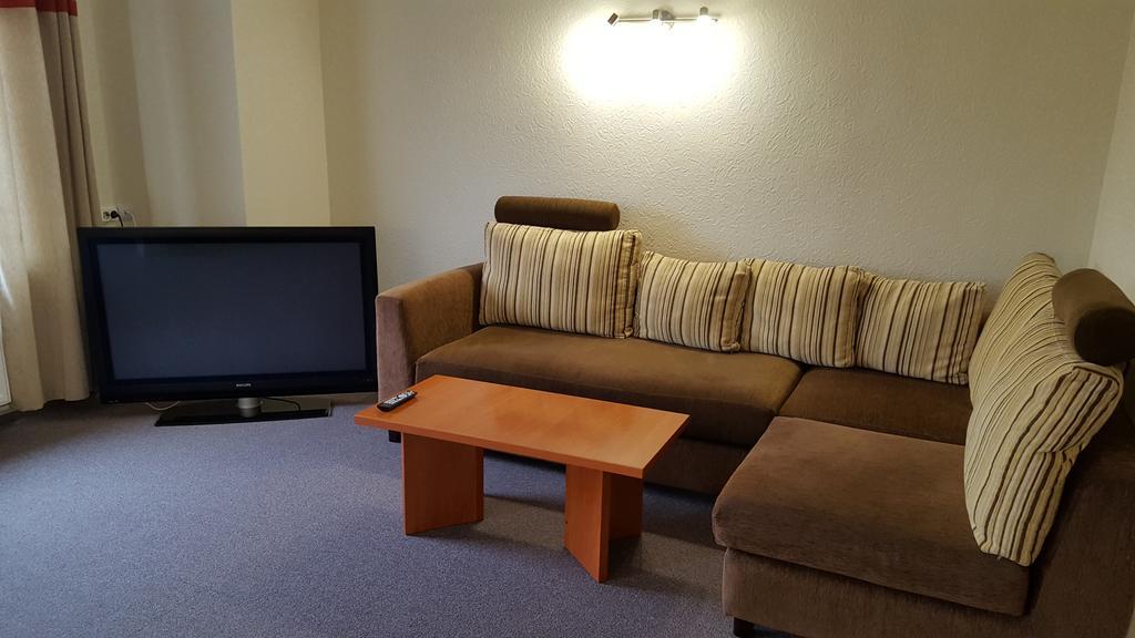 Hotel Gulbene Esterno foto