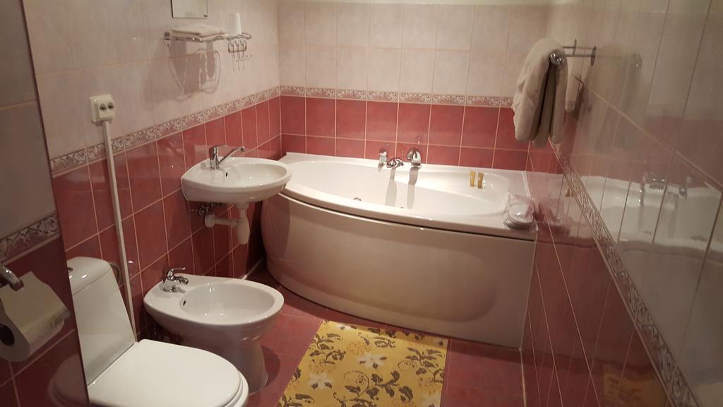 Hotel Gulbene Esterno foto